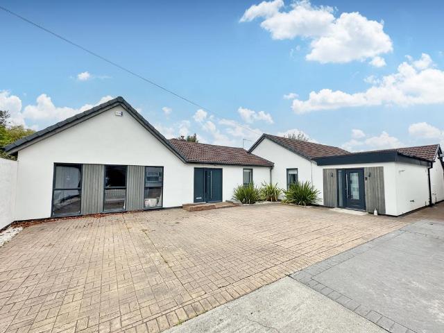 Bungalow for sale in Overchurch Hill, Upton