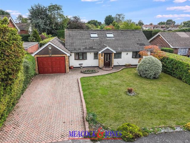 Bungalow for sale in Hutton, Navestock Side
