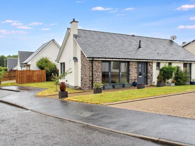 Bungalow for sale in Devon Village, Scotland