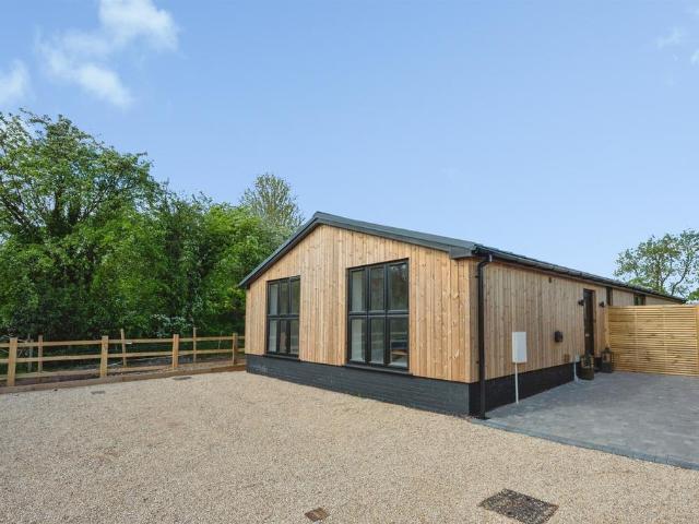 Bungalow for sale in Berkswell, West Midlands