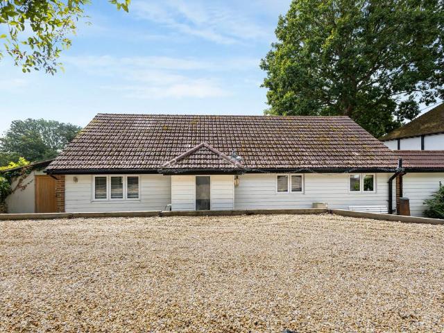 Bungalow for sale in The Butts, Kent