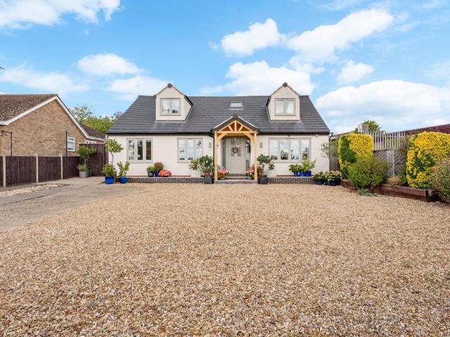 Bungalow for sale in Toll Bar, Great Casterton