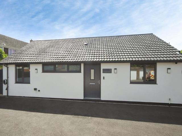 Bungalow for sale in Halcon, Rumwell