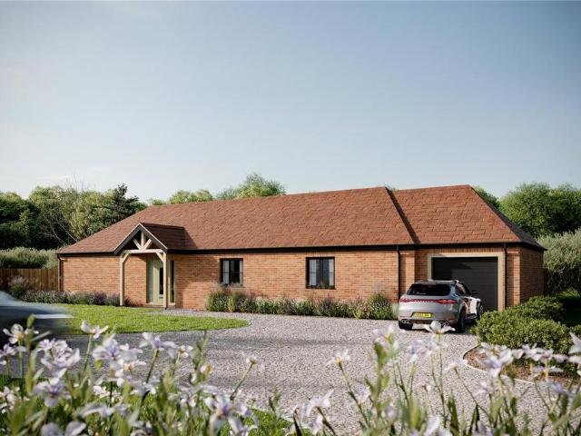 Bungalow for sale in Bedingfield, Suffolk
