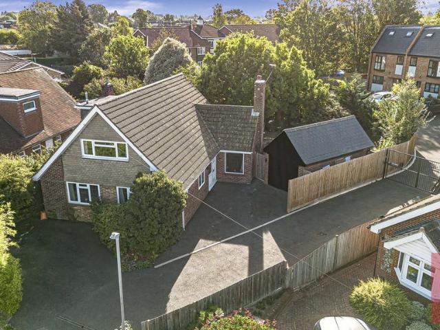 Bungalow for sale in Burnham, Swallow