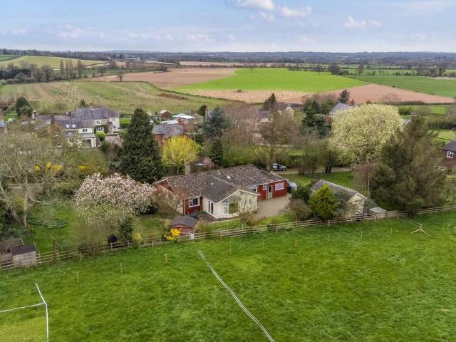 Bungalow for sale in Yorton, Clive