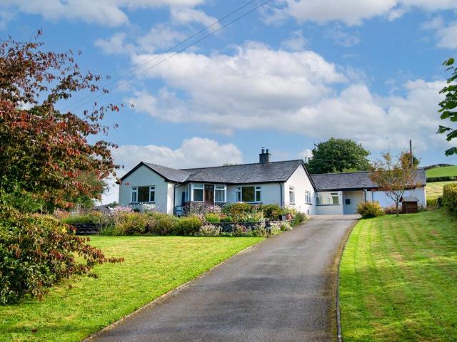 Bungalow for sale