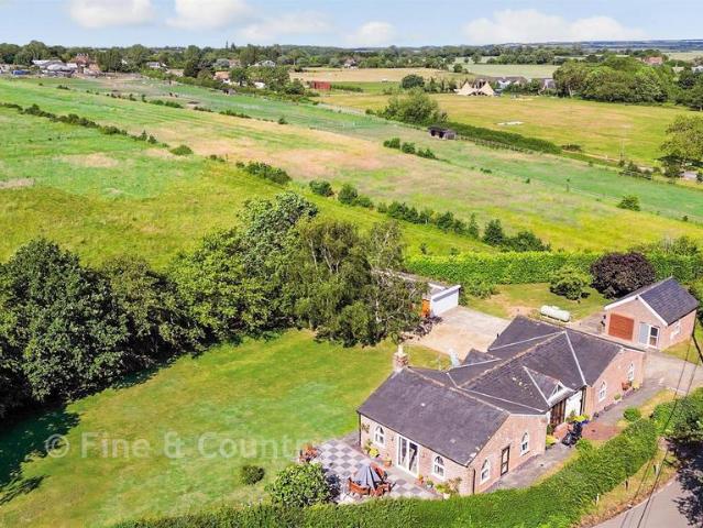 Bungalow for sale in Hoath, The Bridge