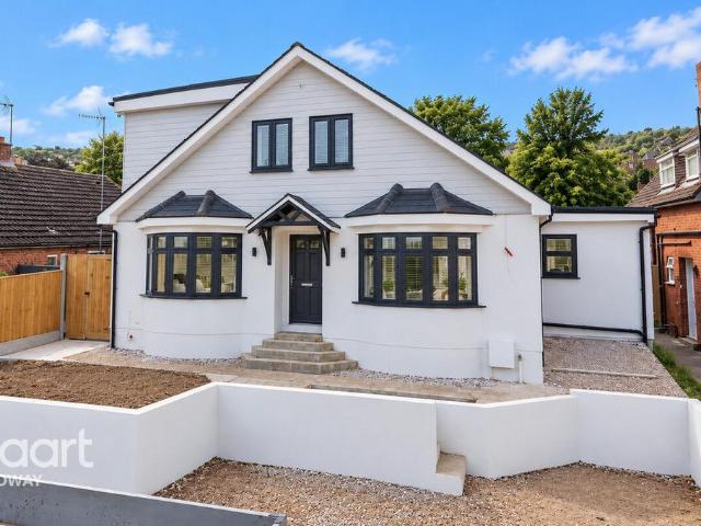 Bungalow for sale in Salters Cross, Strood