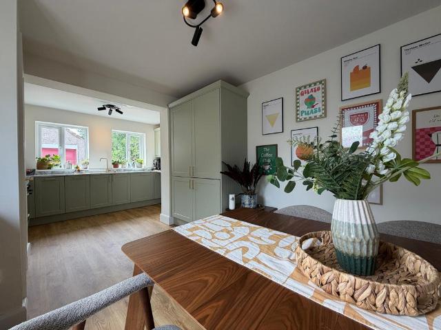 Bungalow for sale in Rodbourne, Swindon