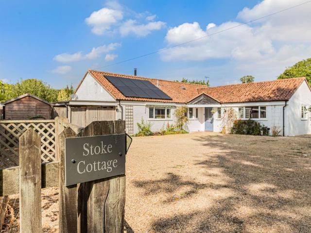 Bungalow for sale in Berrick Salome, Oxfordshire
