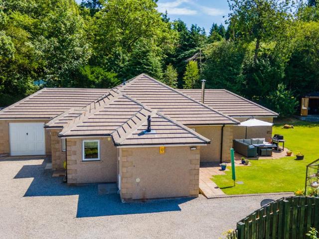 Bungalow for sale in Silverdale, Bare