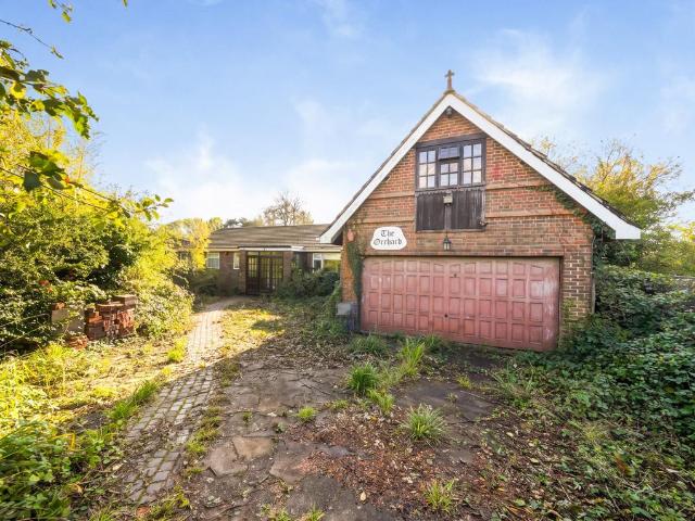 Bungalow for sale in London Borough of Bromley, Greater London
