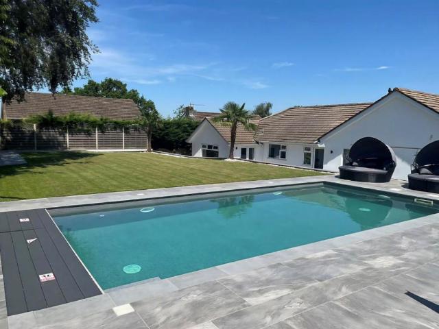 Bungalow for sale in Yatton, North Somerset