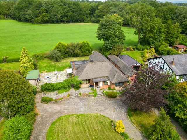 Bungalow for sale in Roby Mill, Lancashire