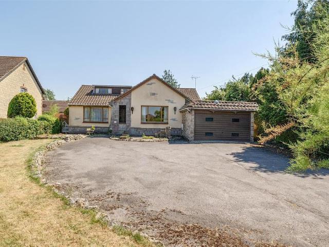 Bungalow for sale in Vastern, Wiltshire