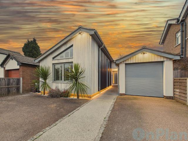 Bungalow for sale in Maulden, Bedfordshire