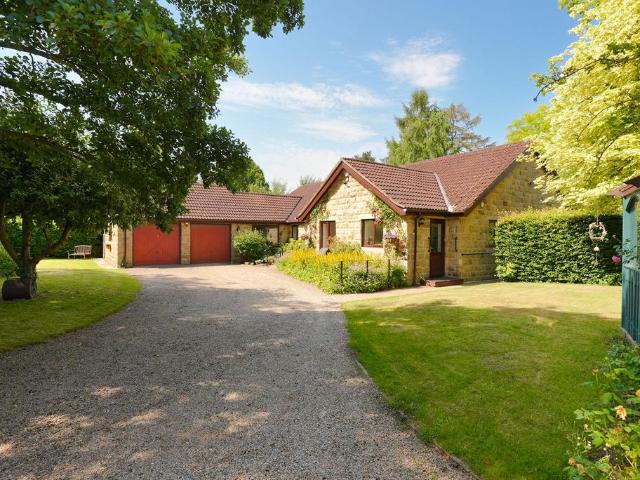 Bungalow for sale in Calcutt, Knaresborough