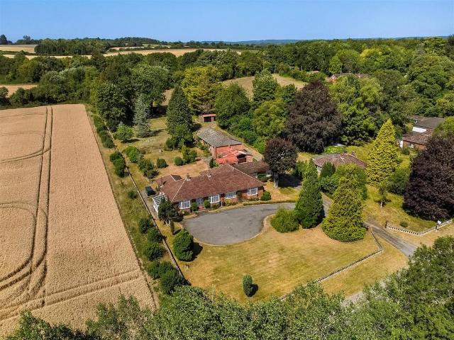 Bungalow for sale in Barton Stacey, Hampshire