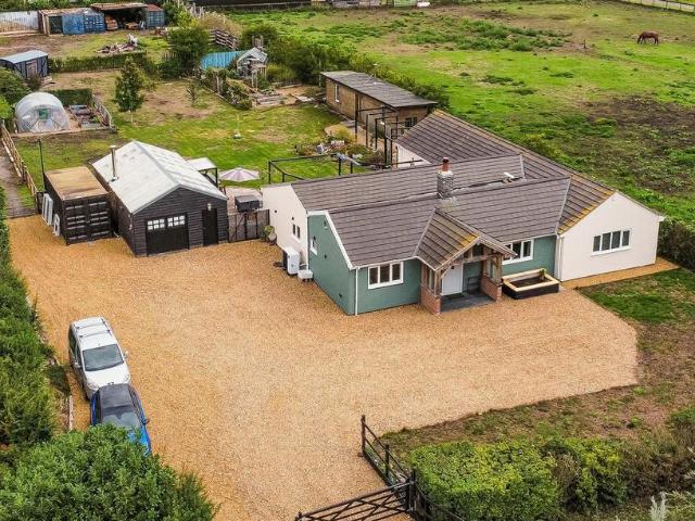 Bungalow for sale in Barway, Cambridgeshire