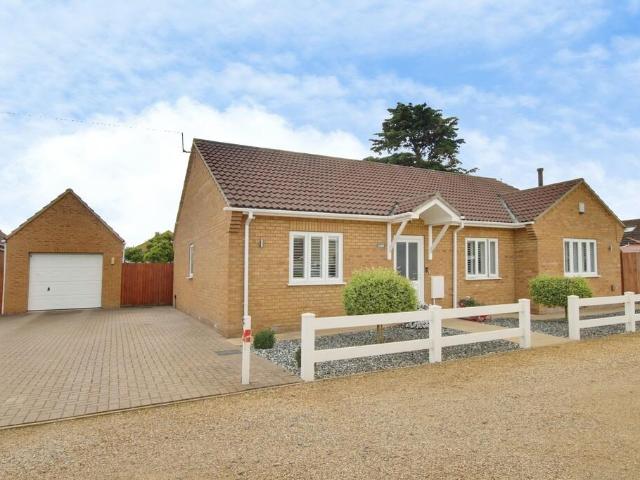Bungalow for sale in Four Gotes, Cambridgeshire