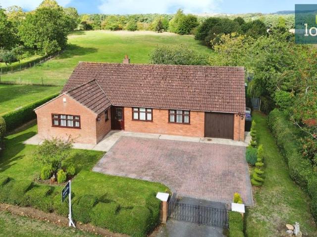 Bungalow for sale in Belleau, Lincolnshire