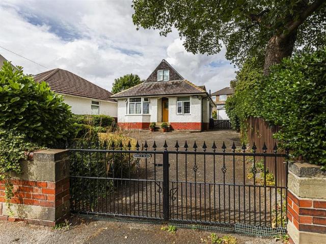 Bungalow for sale in Lindley, West Yorkshire
