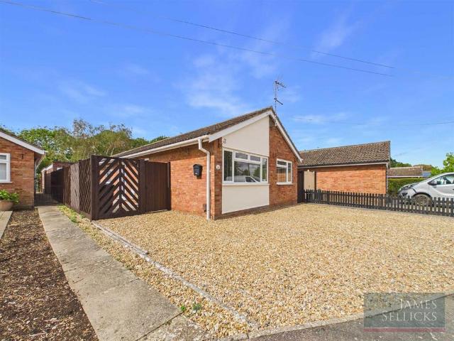 Bungalow for sale in Stanford On Avon, Leicestershire