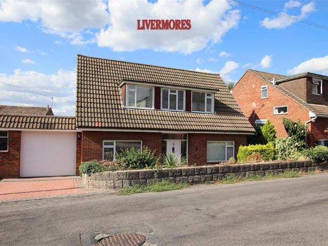 Bungalow for sale in Monks Orchard, Kent