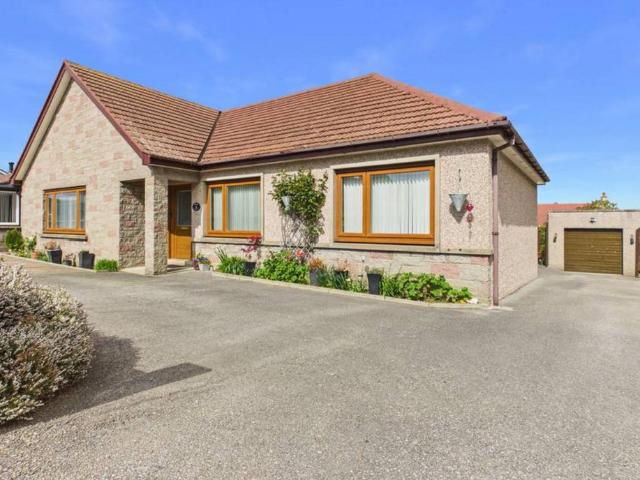 Bungalow for sale in Cornhill, Scotland
