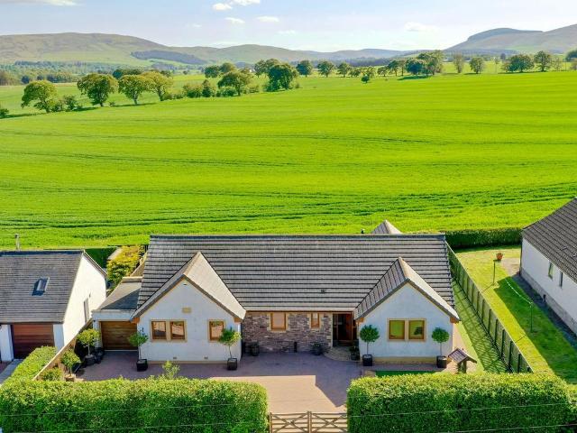 Bungalow for sale in Symington, Scotland