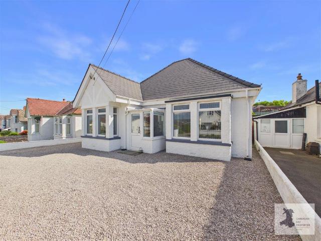 Bungalow for sale in Cardigan, Wales
