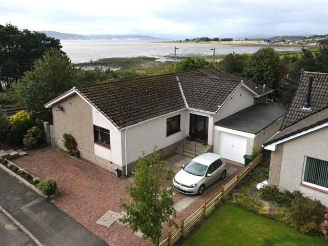 Bungalow for sale in Cardross, Scotland