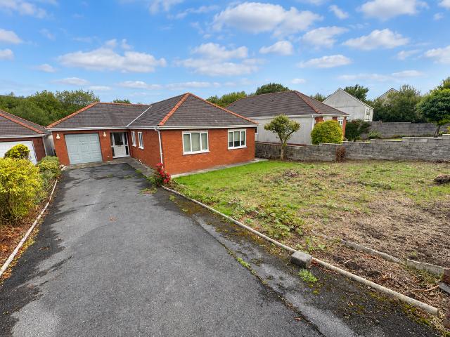 Bungalow for sale in Cwmamman, Cwmaman