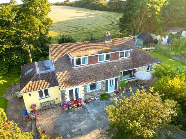 Bungalow for sale in Garras, Cornwall