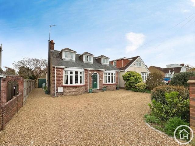 Bungalow for sale in Wigmore, Gillingham