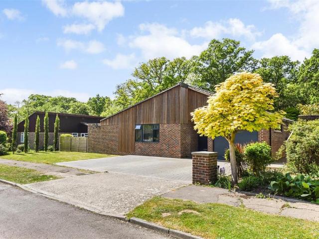 Bungalow for sale in Arundel, Clapham