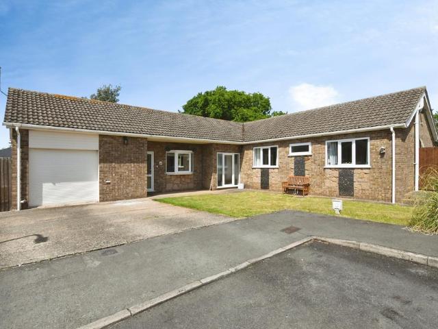 Bungalow for sale in Hykeham Moor, Ashby De La Launde