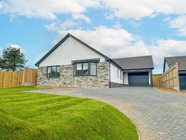Bungalow for sale in Brandis Corner, Devon