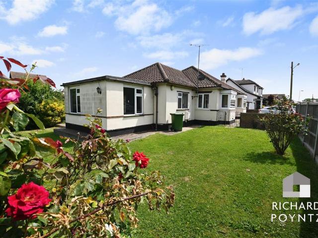 Bungalow for sale in Canvey Island