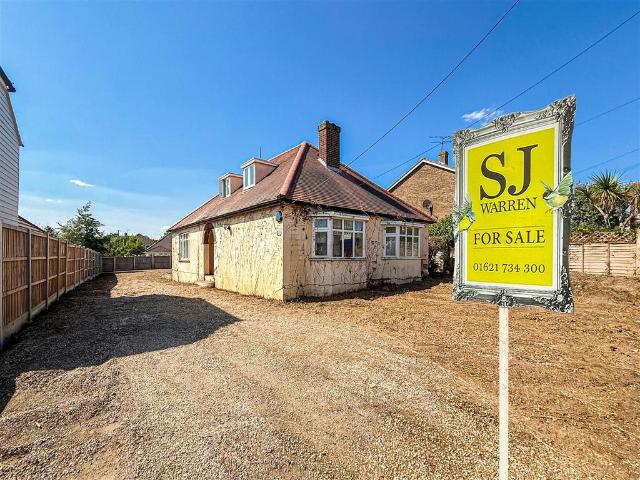 Bungalow for sale in Burnham-on-Crouch, Maldon