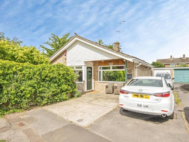Bungalow for sale in Fordham Heath, Essex