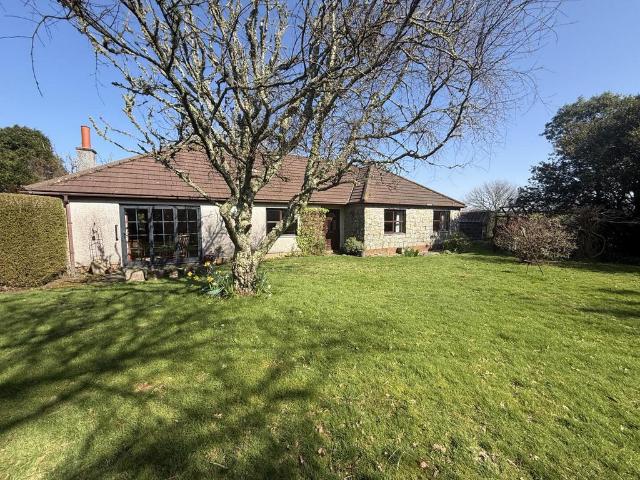 Bungalow for sale in Stithians