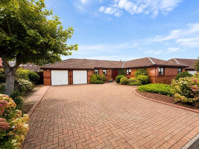 Bungalow for sale in Whitley Bay, North Tyneside