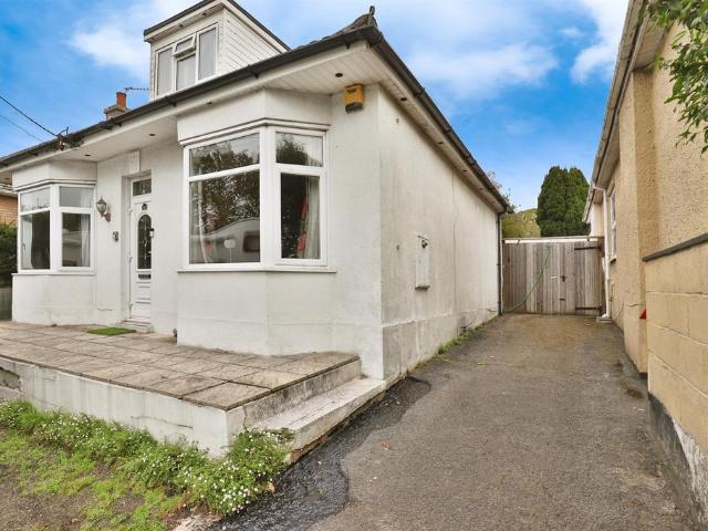 Bungalow for sale in Fairmile, Christchurch