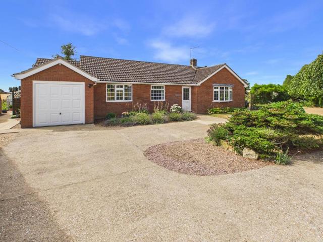 Bungalow for sale in Belleau, Lincolnshire