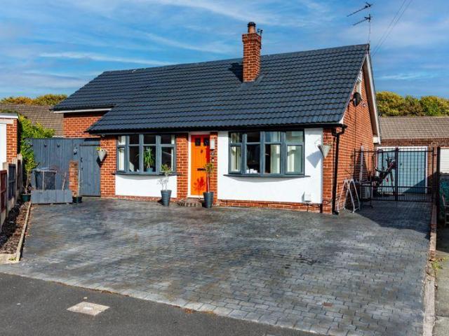 House for sale in Weston, Halton