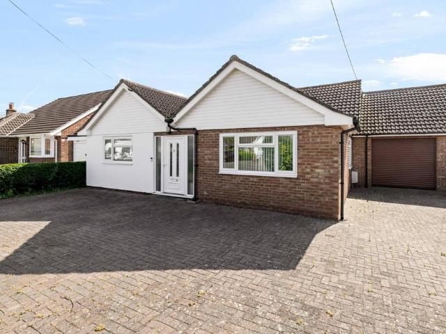 Bungalow for sale in Ash, Kent