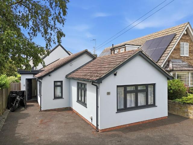 Bungalow for sale in Bixley, Eastbridge