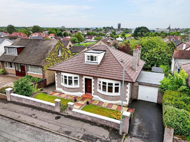 Bungalow for sale in Kilwinning, Scotland
